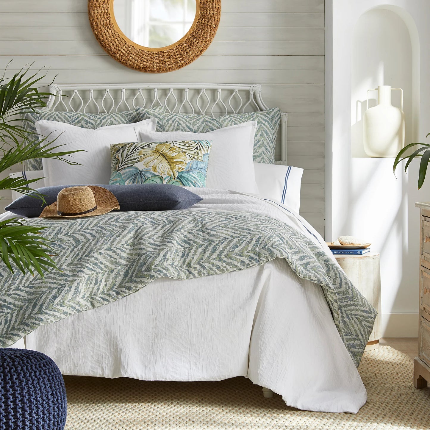 Waves King Pillow White Cotton and Linen 20x36