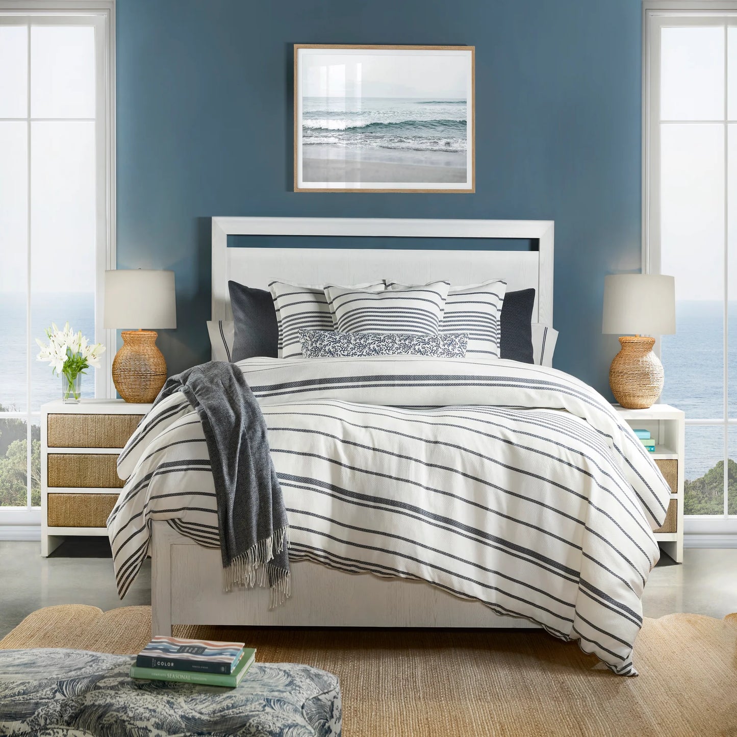 Belize King Pillow White and Navy 20x36