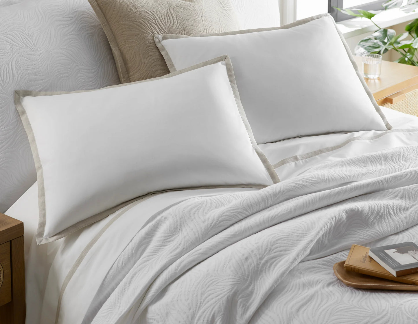 Jimmy B Queen Sheet Set – White with Natural Border Flange | 200TC Cotton Percale